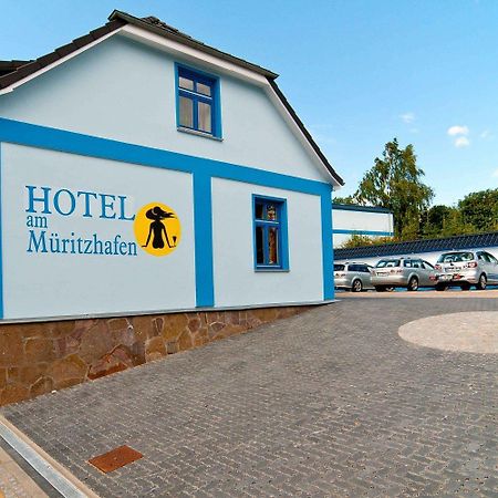 Hotel Am Mueritzhafen Garni Waren  Exterior foto